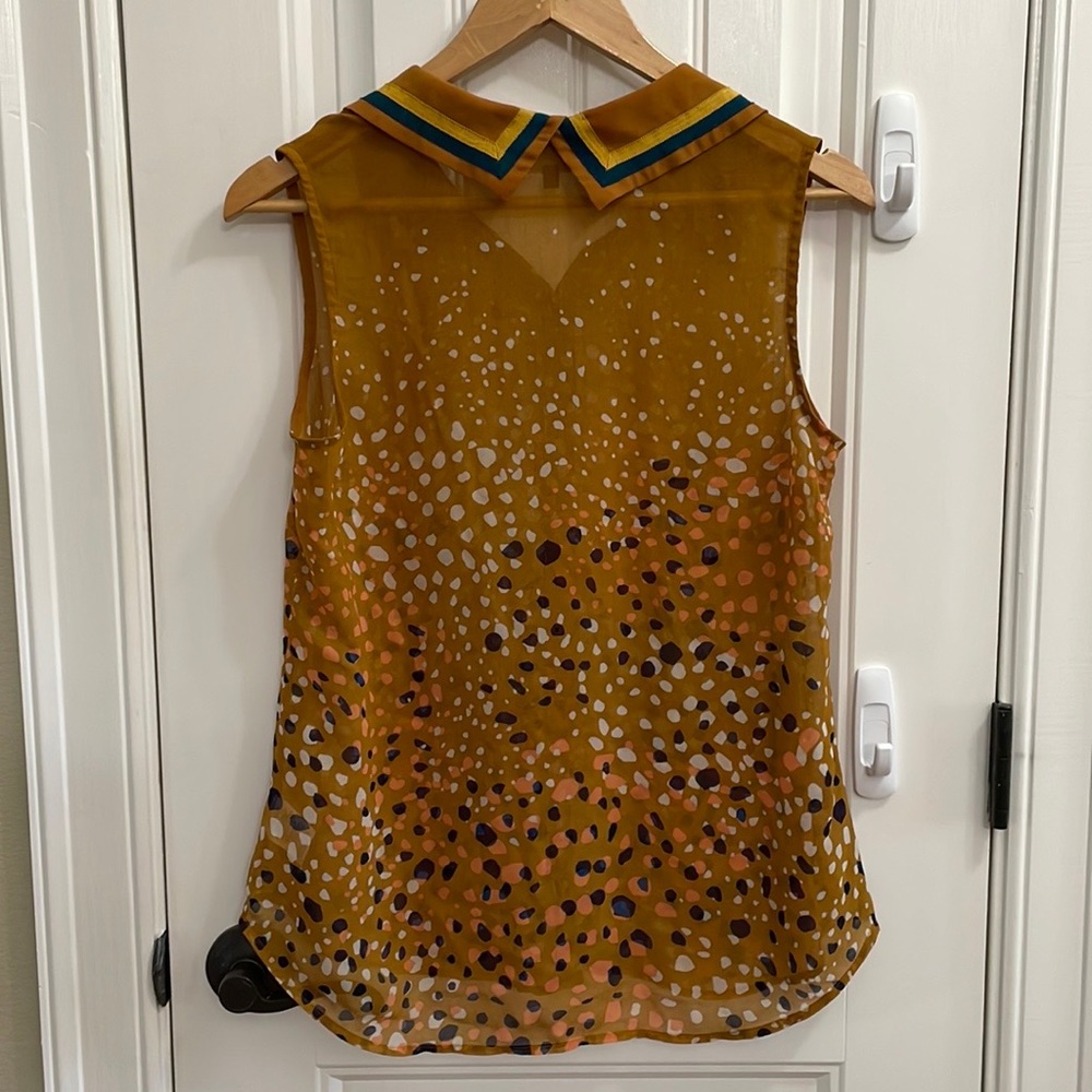 CAbi print top with cute collar.  S - Picture 3 of 6